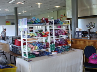 Ripple Craft Stand